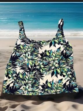 Swimsuits For All Tropical Leaf Tankini Top in Navy, White, Green